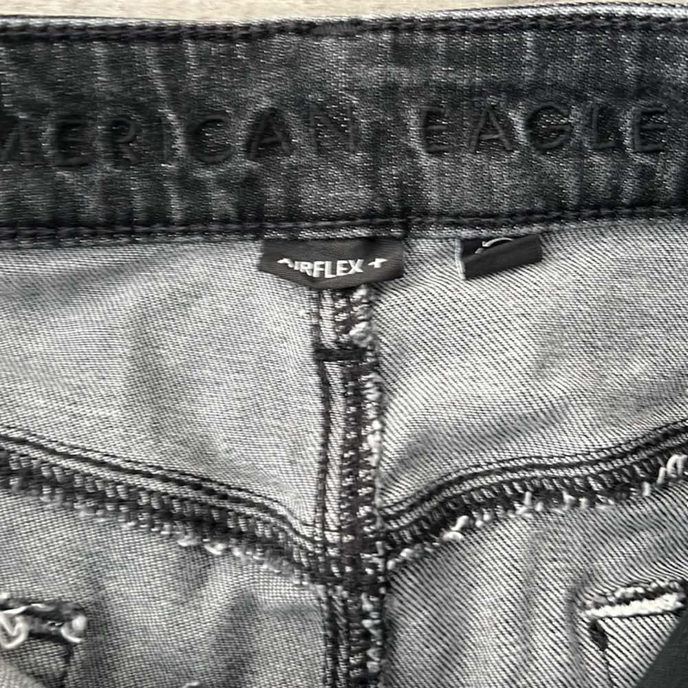 American eagle - Picture 3 of 5